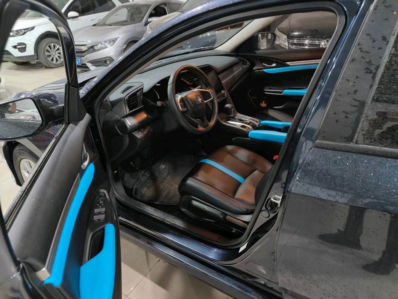 广州18年本田思域6