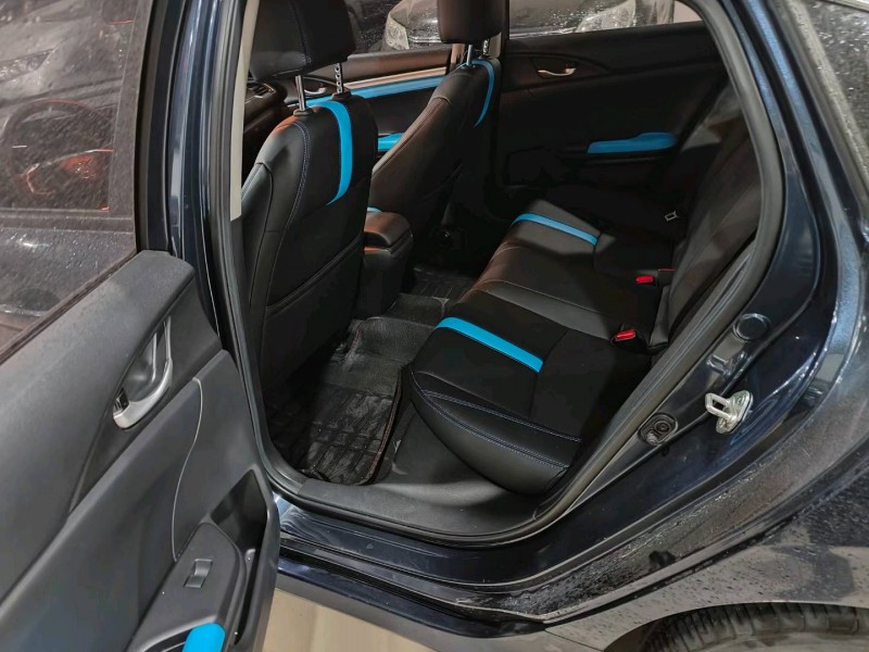 广州18年本田思域8