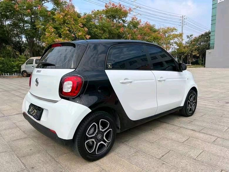 盐城19年奔驰smart1