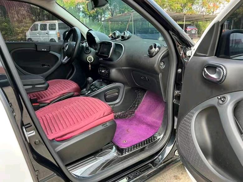 盐城19年奔驰smart3