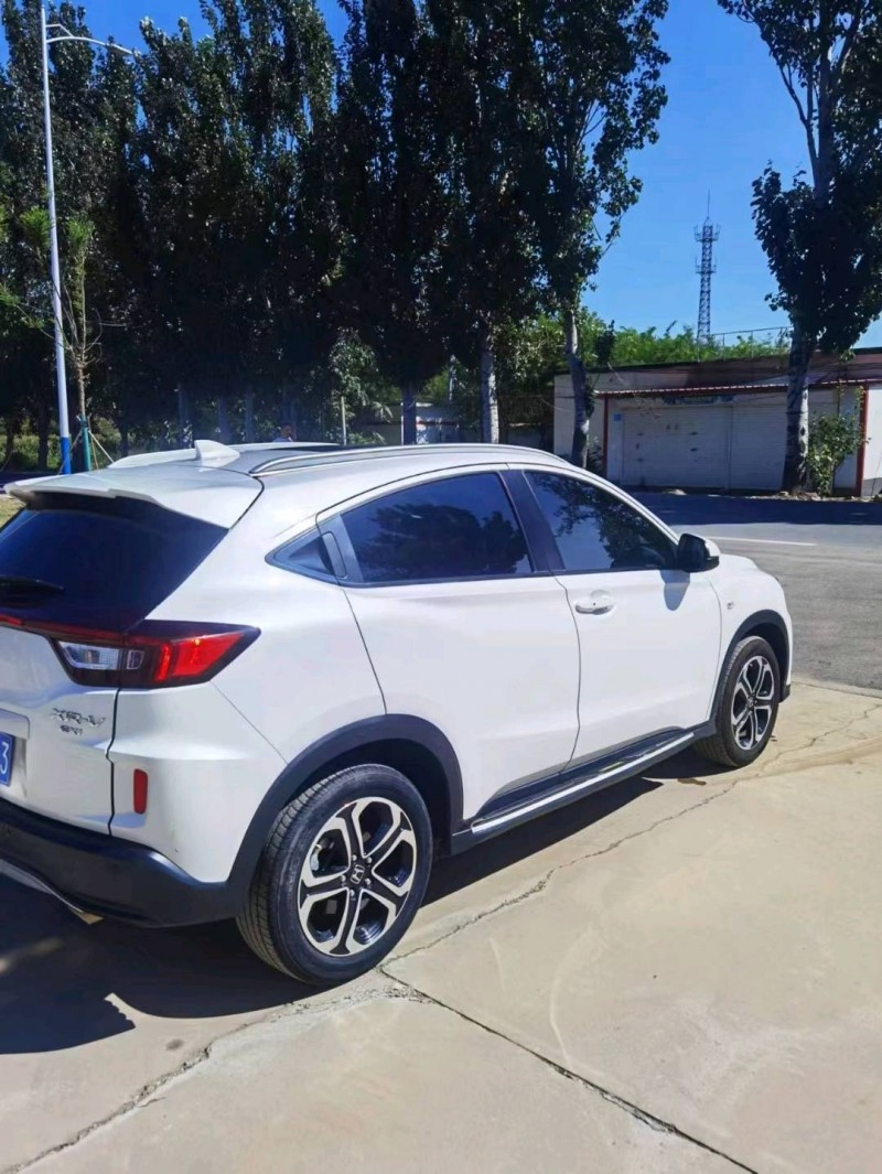 保定17年本田XRV6