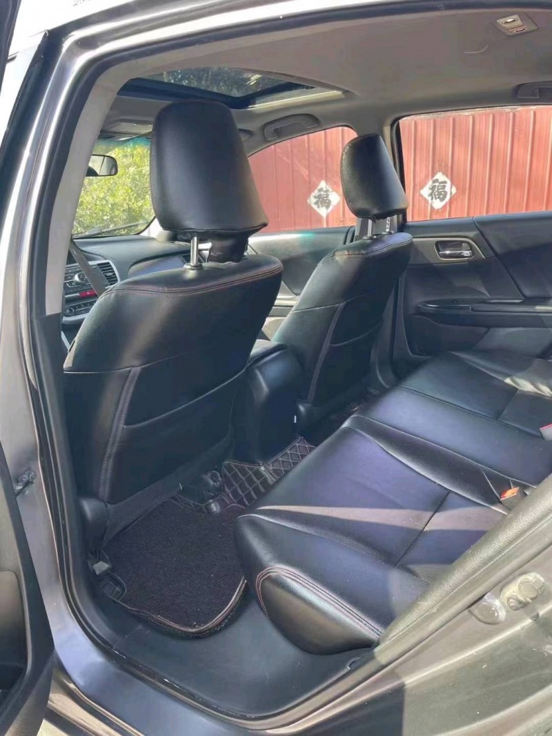 济南14年本田雅阁5