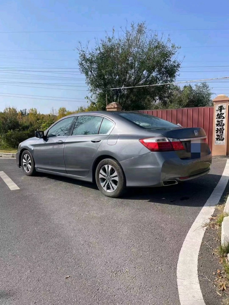 济南14年本田雅阁7
