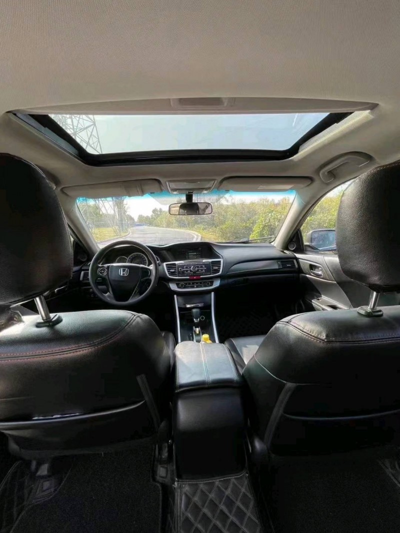 济南14年本田雅阁6