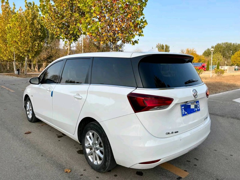 青岛18年别克GL63