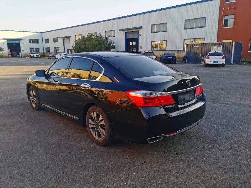 沈阳14年本田雅阁4