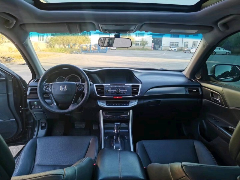 沈阳14年本田雅阁9