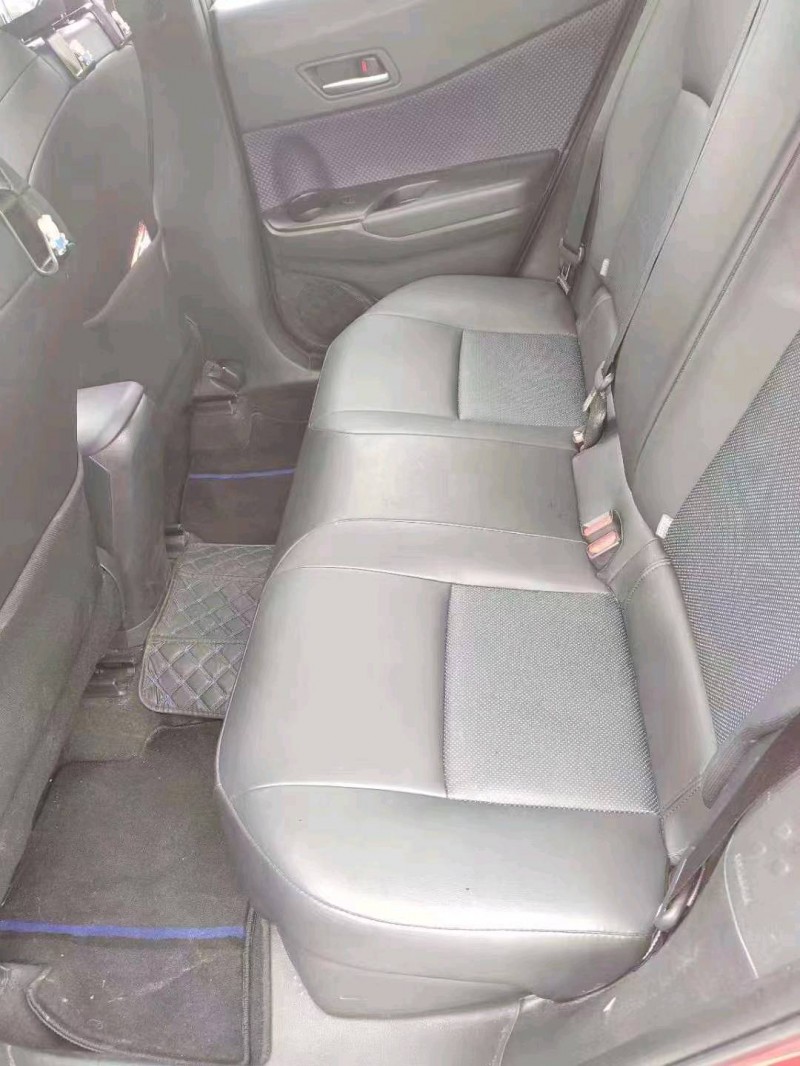 邯郸21年丰田CHR4