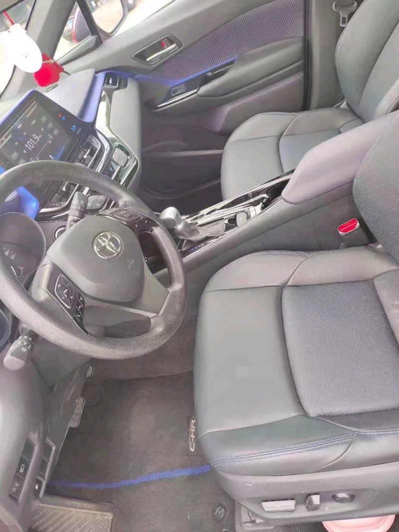 邯郸21年丰田CHR7