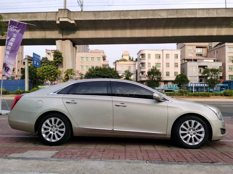 东莞16年凯迪拉克XTS6