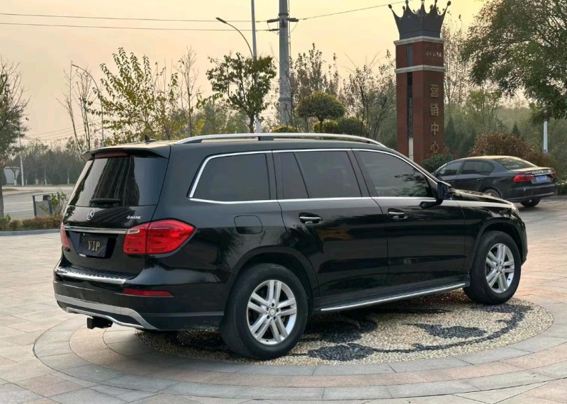 青岛15年奔驰GL2