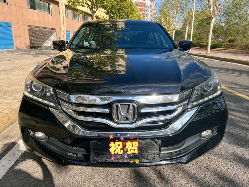 济南13年本田雅阁1