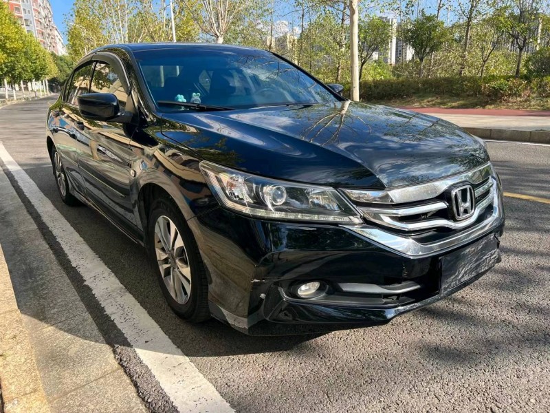 济南13年本田雅阁3