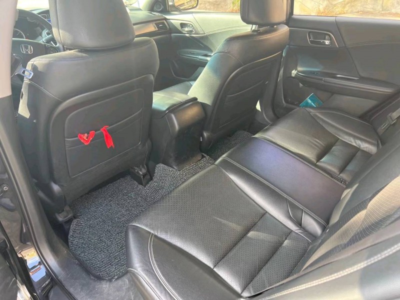 济南13年本田雅阁4