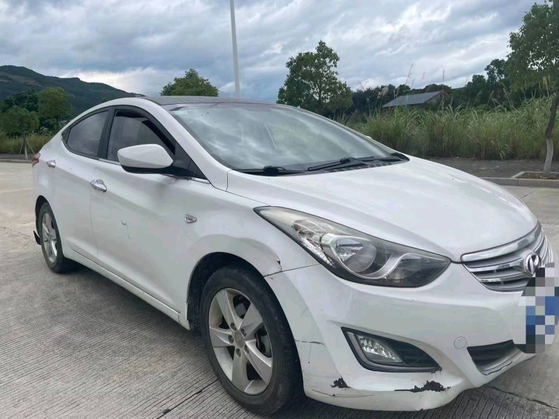 邯郸14年现代朗动2