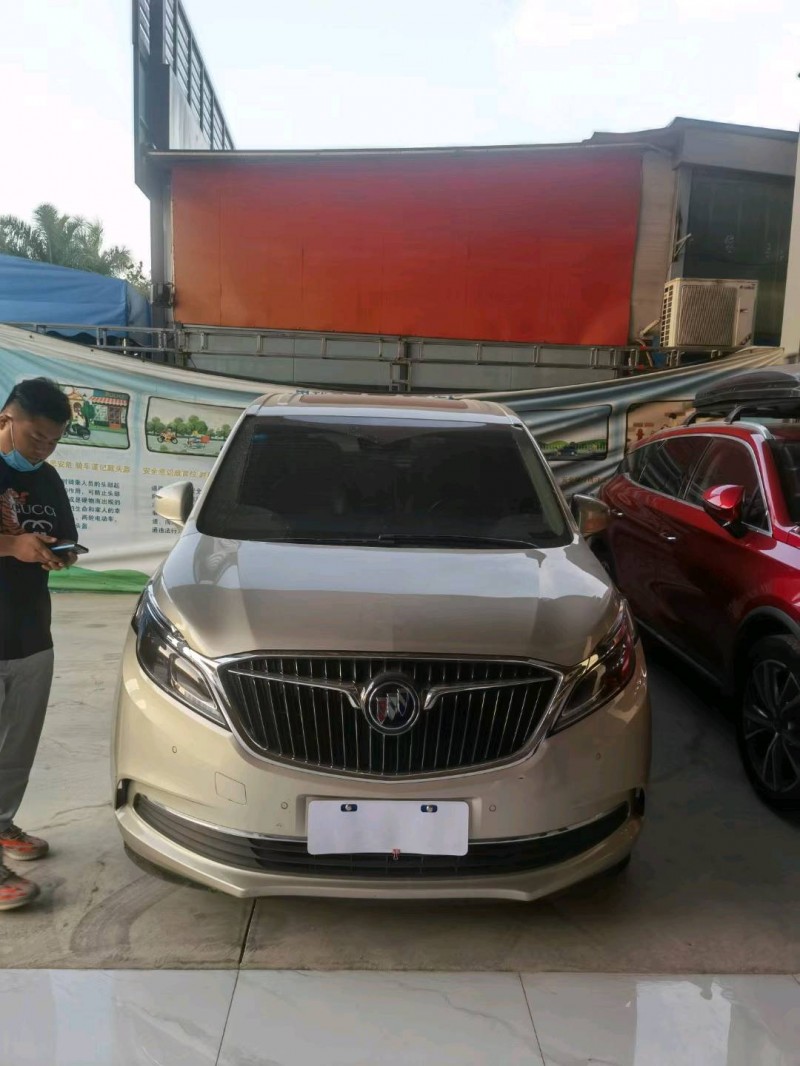 石家庄17年别克GL83