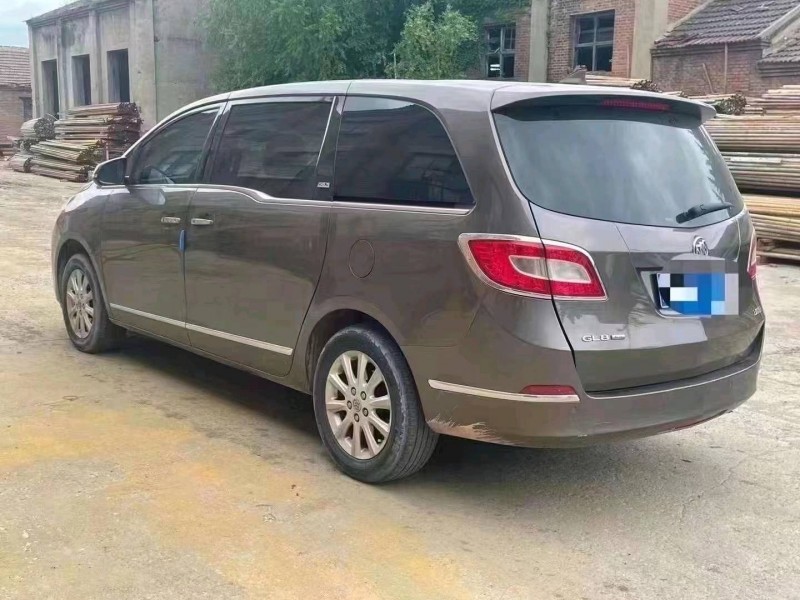 济南11年别克GL85