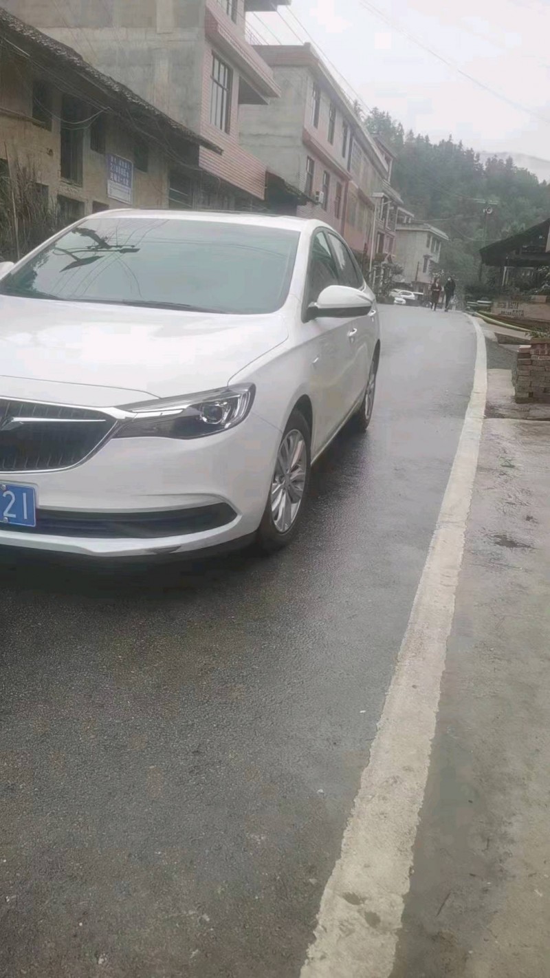 邯郸22年别克英朗2