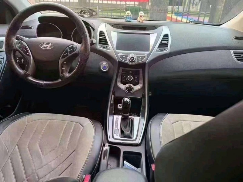 北京17年现代朗动3