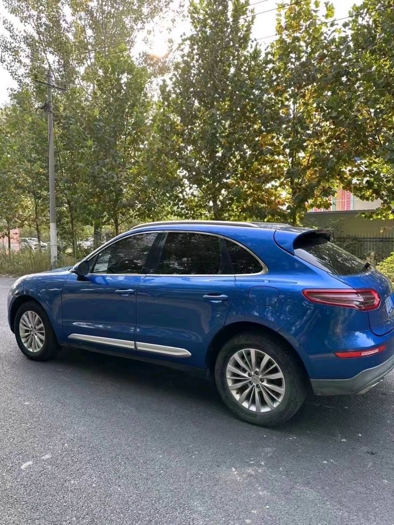 北京19年众泰SR98