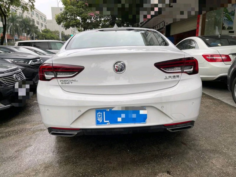 广州21年别克君威9