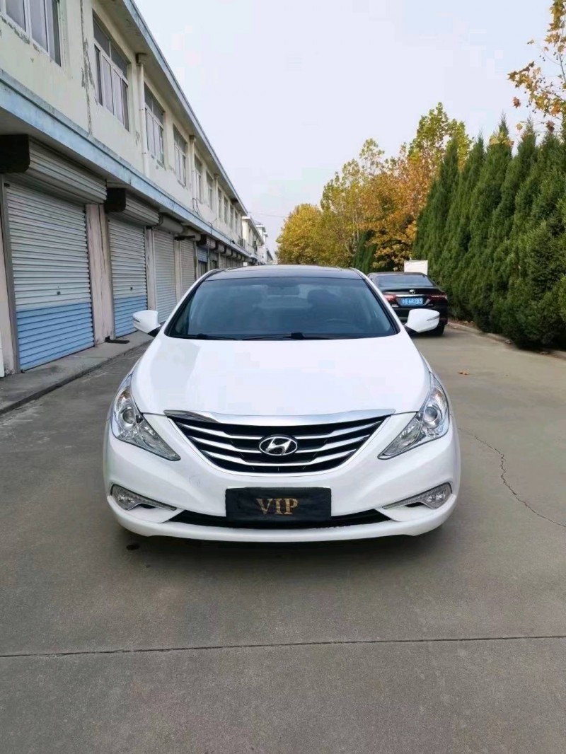 枣庄17年现代索纳塔八1
