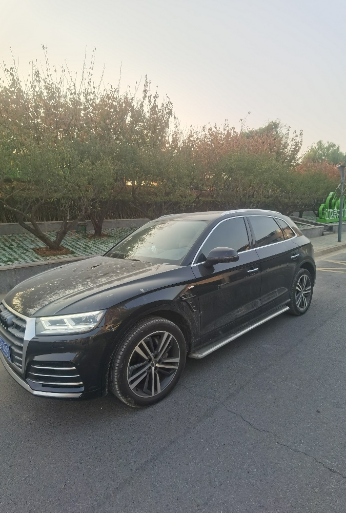 蕪湖20年奧迪Q56