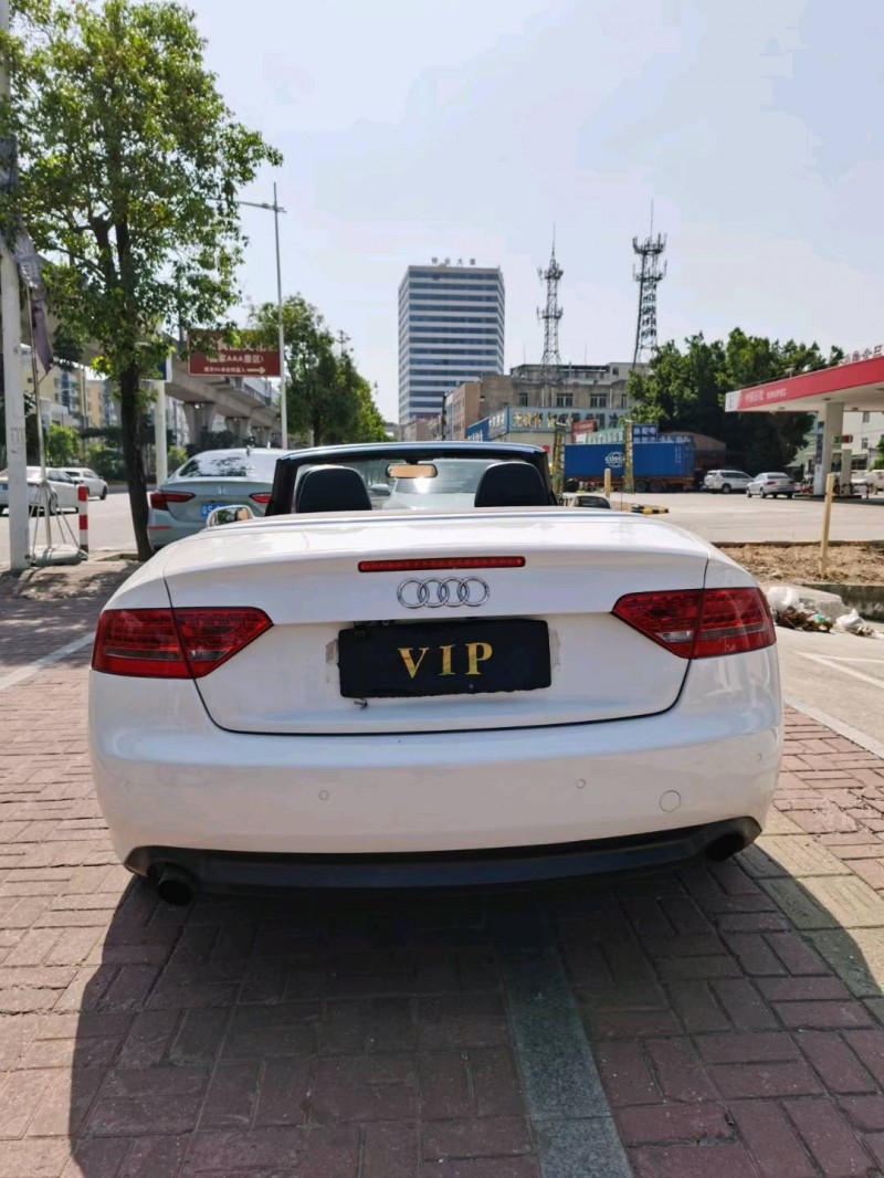 东莞12年奥迪A59