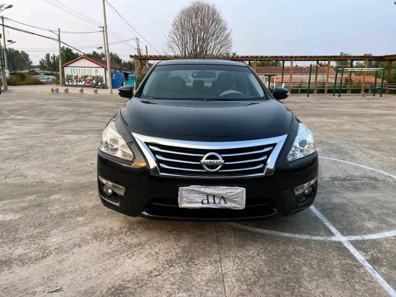 徐州16年日产天籁1