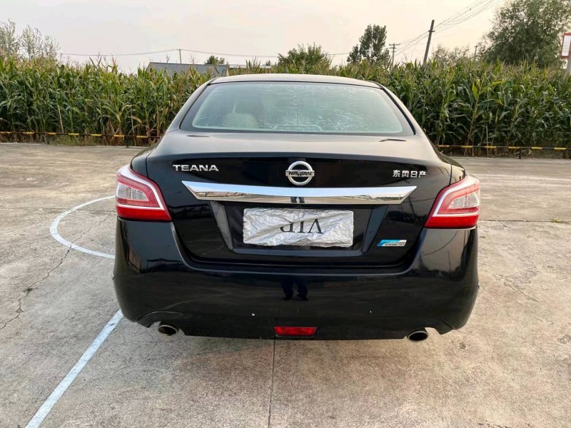 徐州16年日产天籁8