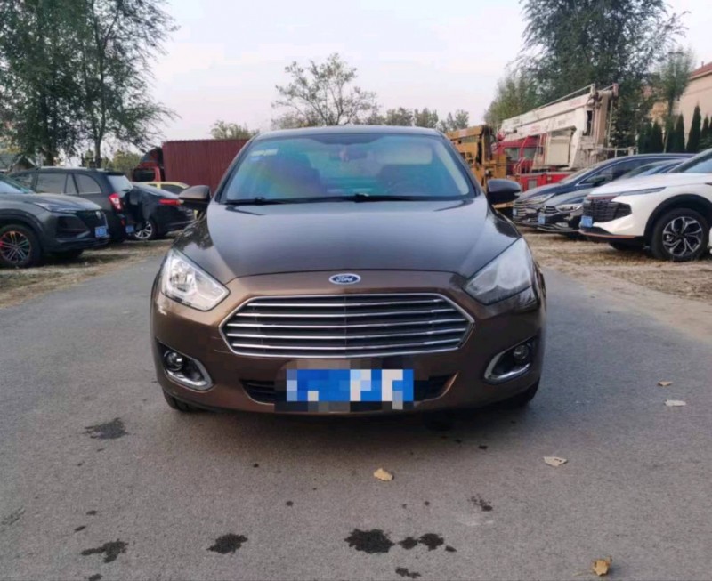 东营16年福特福睿斯1