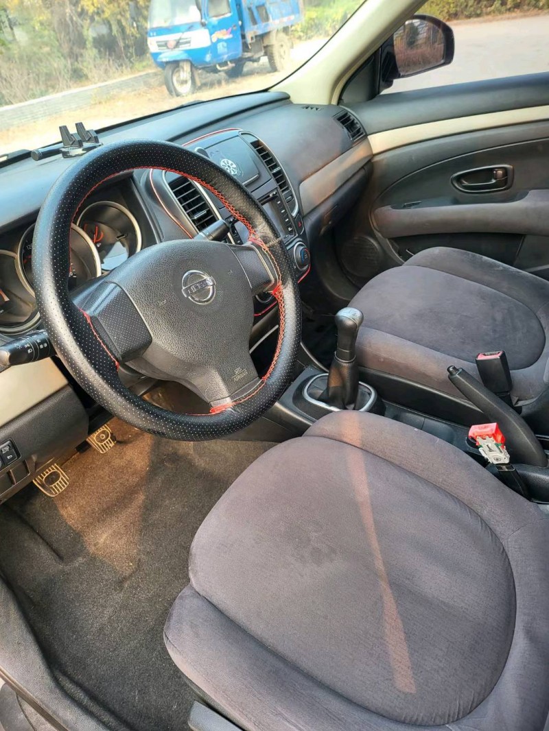 徐州16年日产轩逸2