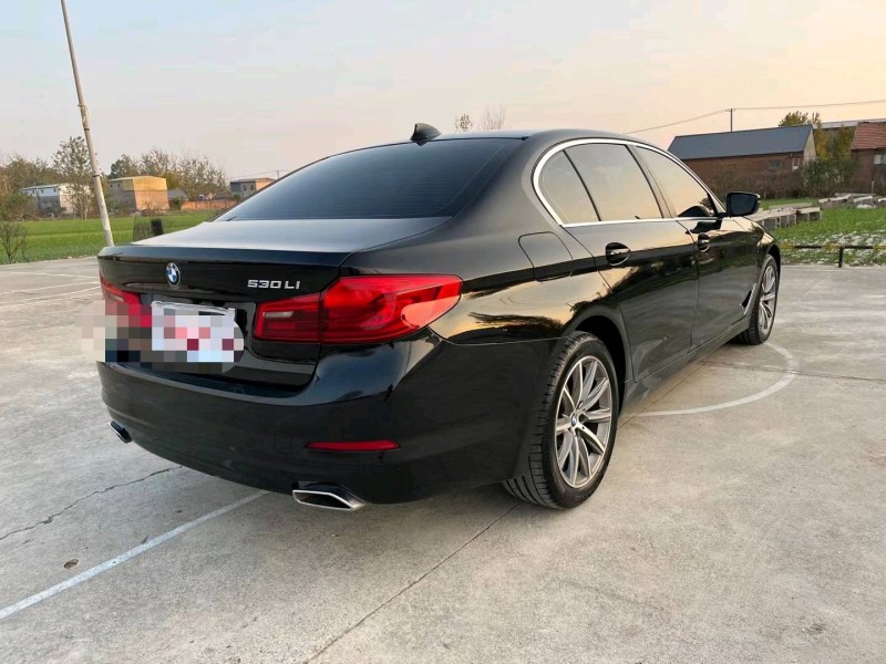 徐州17年宝马5系1