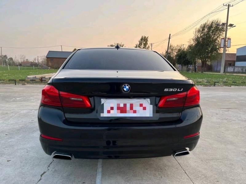 徐州17年宝马5系9