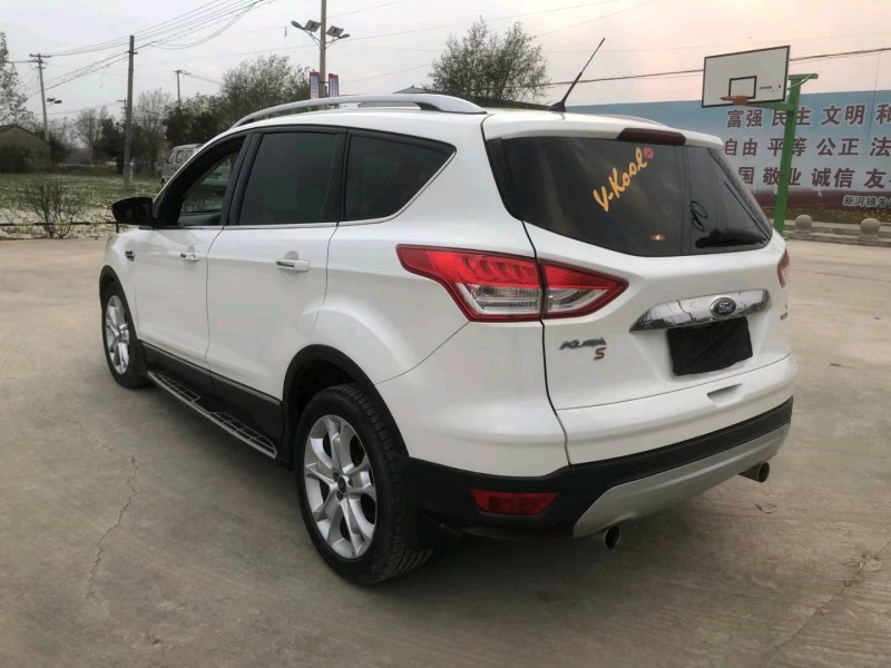 徐州15年福特翼虎8