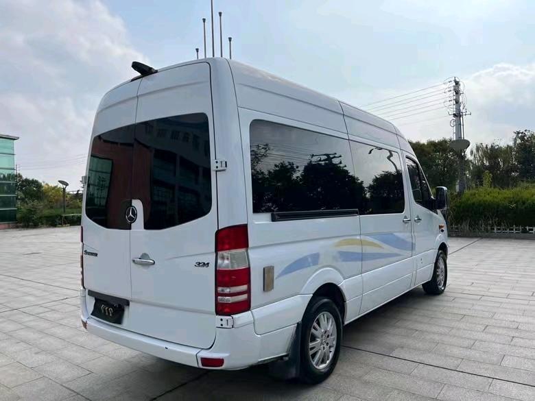 盐城14年奔驰斯宾特8