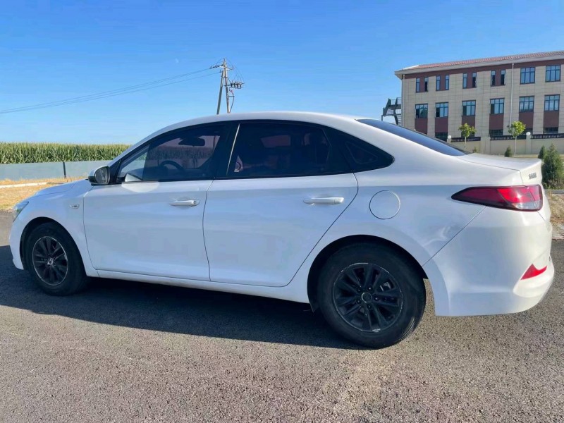 邯郸18年现代悦动3