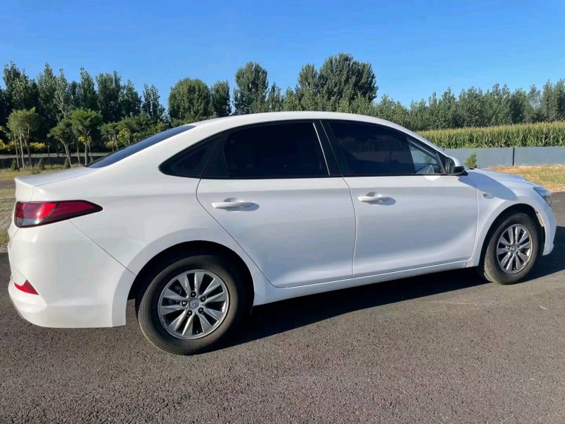 邯郸18年现代悦动8