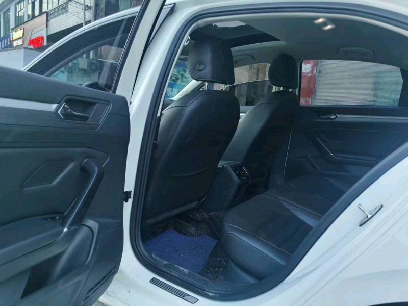 邯郸16年大众凌渡2