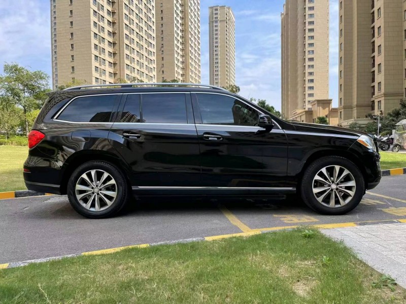 徐州16年奔驰GL7