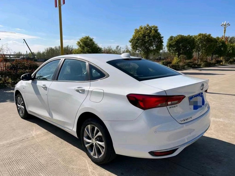 盐城22年别克威朗9