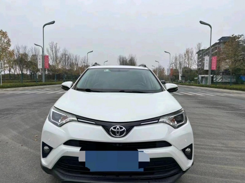 邯郸18年丰田RAV4荣放6