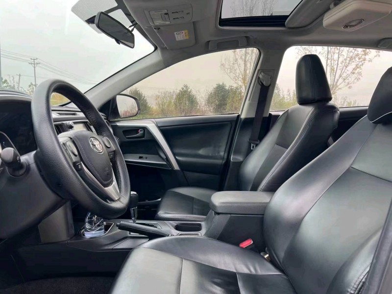 邯郸18年丰田RAV4荣放5