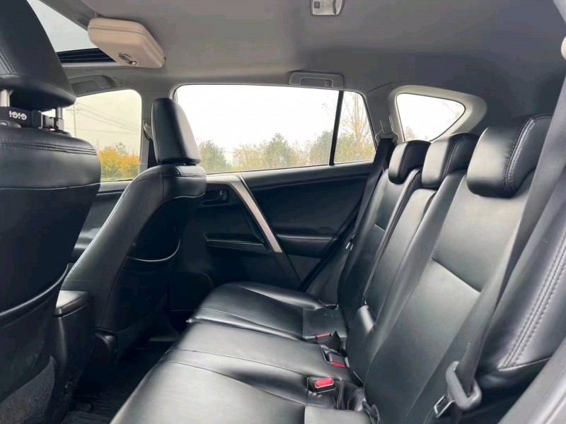 邯郸18年丰田RAV4荣放1