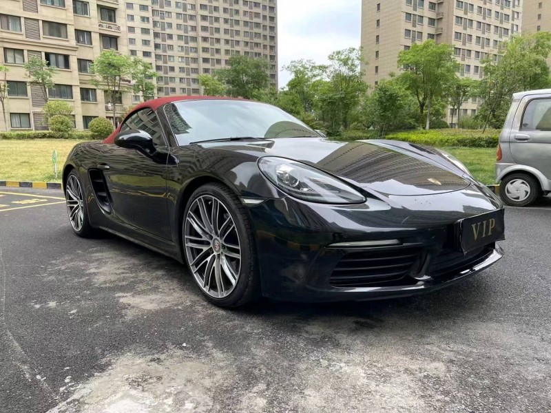 徐州17年保时捷7182