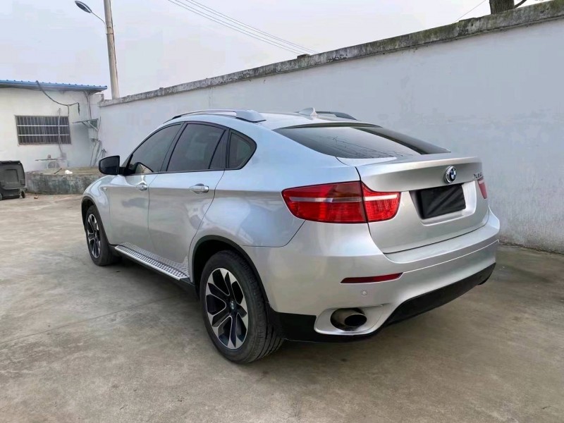 徐州09年宝马X68