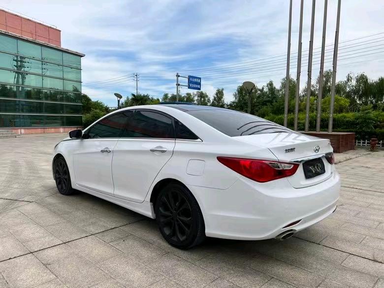 盐城14年现代索纳塔八9