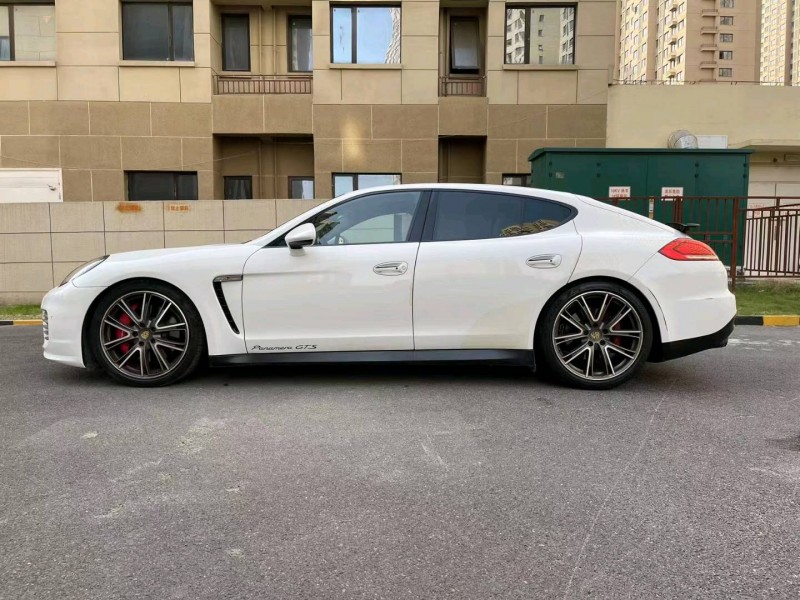 徐州13年保时捷帕拉梅拉2