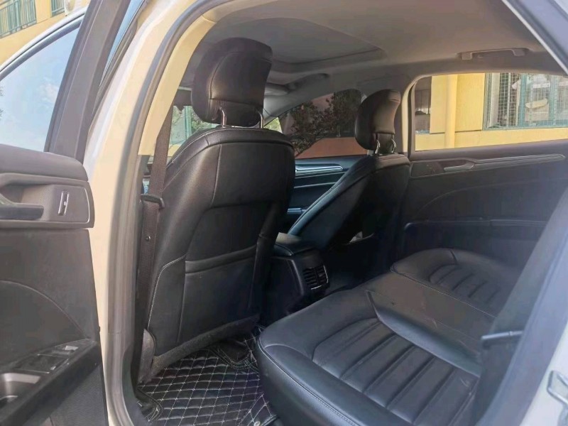 武汉17年福特蒙迪欧7