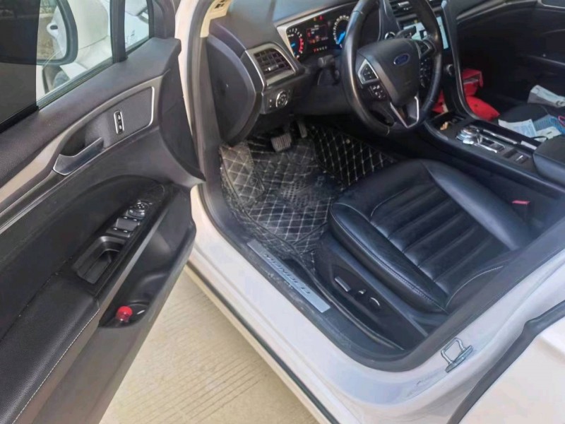 武汉17年福特蒙迪欧9